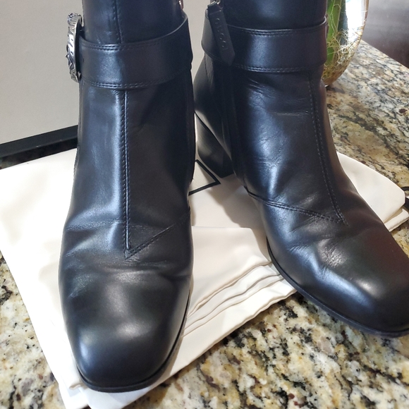 gucci bootie,  size 39. Used in great condition. - Picture 9 of 16